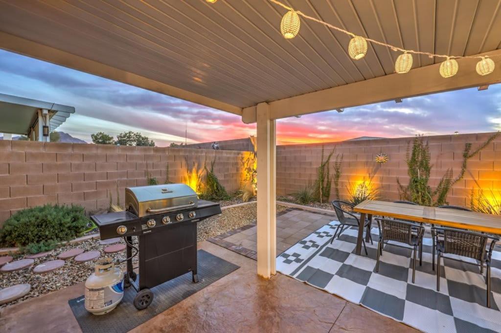 Sunset Swim - Modern Vegas Heated Pool Retreat Βίλα Henderson Εξωτερικό φωτογραφία